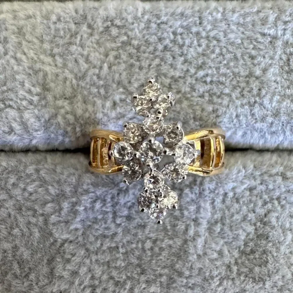 Unbranded Women's White and Gold Jewellery